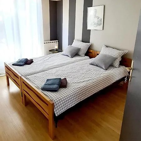 Apartman 993 Pale Exterior photo